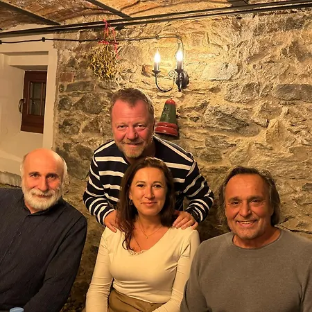 Angel בית אירוח